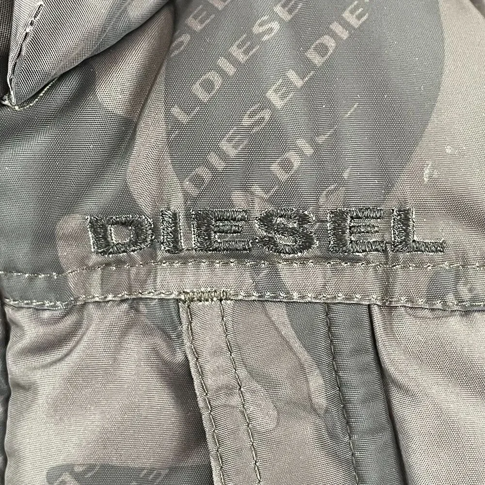 Diesel Jacket Boys 3T Black Camo Puffer‎ Zip Pockets Long Sleeve Button Up